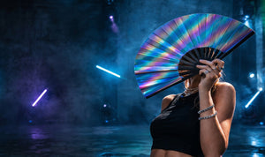 Warum ein Rave Fächer das wichtigste Festival Accessoire ist (und warum du ohne ihn verloren bist)